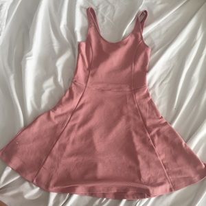 Pink scoop neck ribbed dress